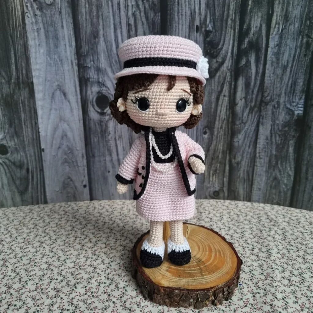 Boneca coco chanel